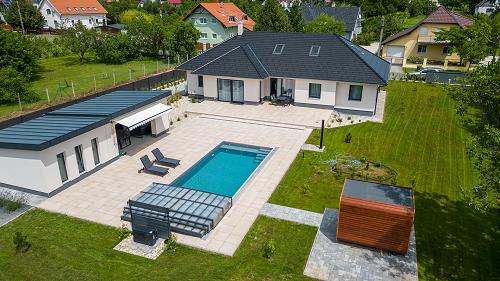 33714 Exceptional luxury villa with swimming pool and Finnish sauna in a peaceful environment is for sale!