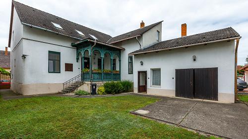 33731 Traditionelles Familienhaus nahe dem Ufer des Balaton