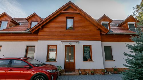 56065 In the Villapark of Zalacsány it is a spacious apartment with really low utility costs for sale.