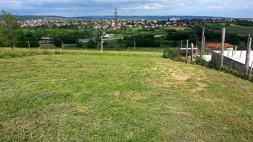 77246 The building plot in Felsőpáhok with all-time panorama to Hévíz and the hills of Keszthely is for sale.