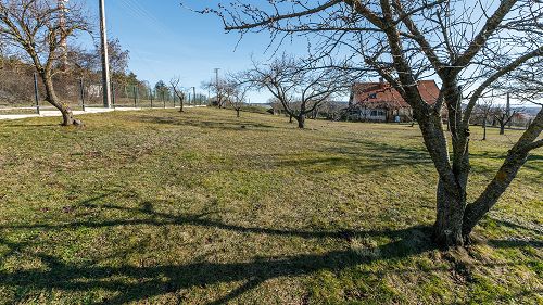 77479 The beautiful building plot wit view to the lake Balaton is for sale. 